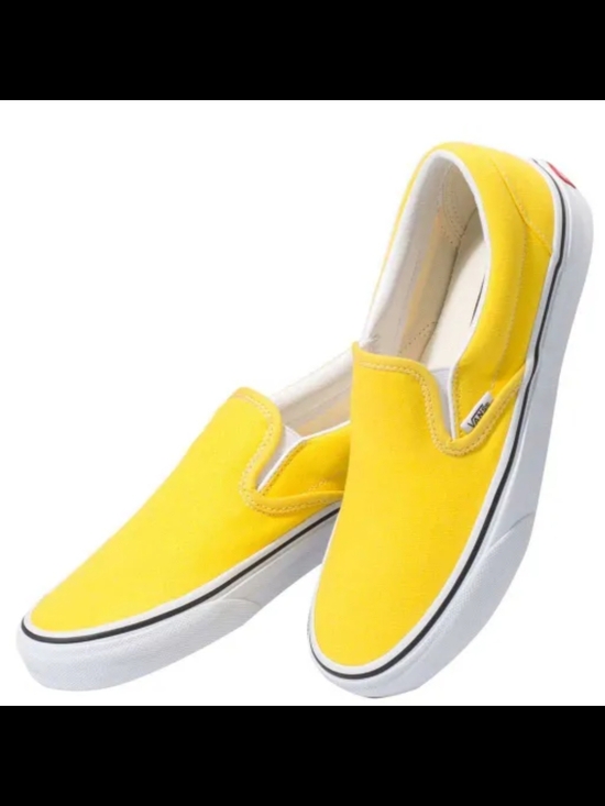 Vans Shoes - Vans Classic Slip-On Sneakers Size M6.5 W 8 NWT MSRP $75